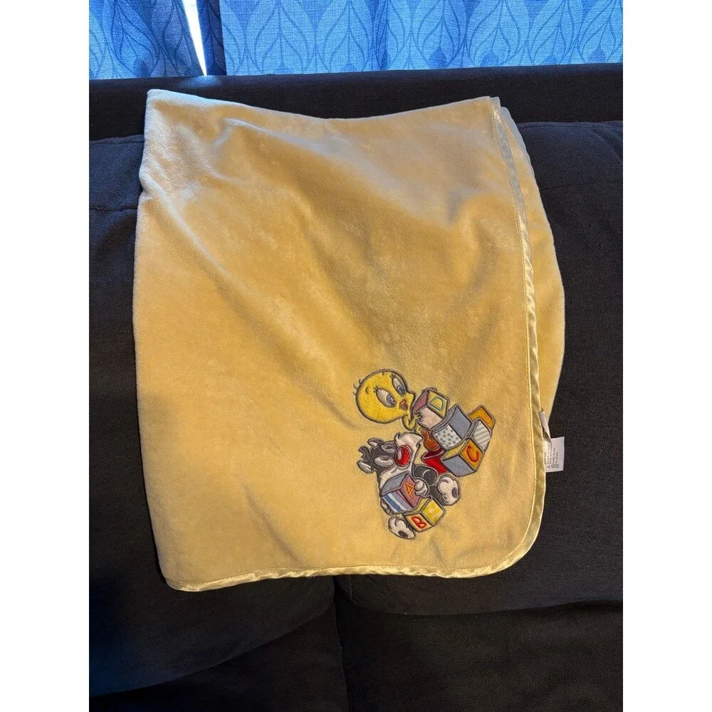 Baby Looney Tunes Vintage Satin Trim Embroidered Tweety Sylvester Blanket yellow